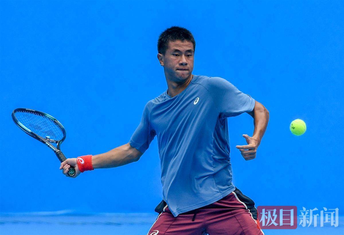 追逐字母哥 追逐字母哥