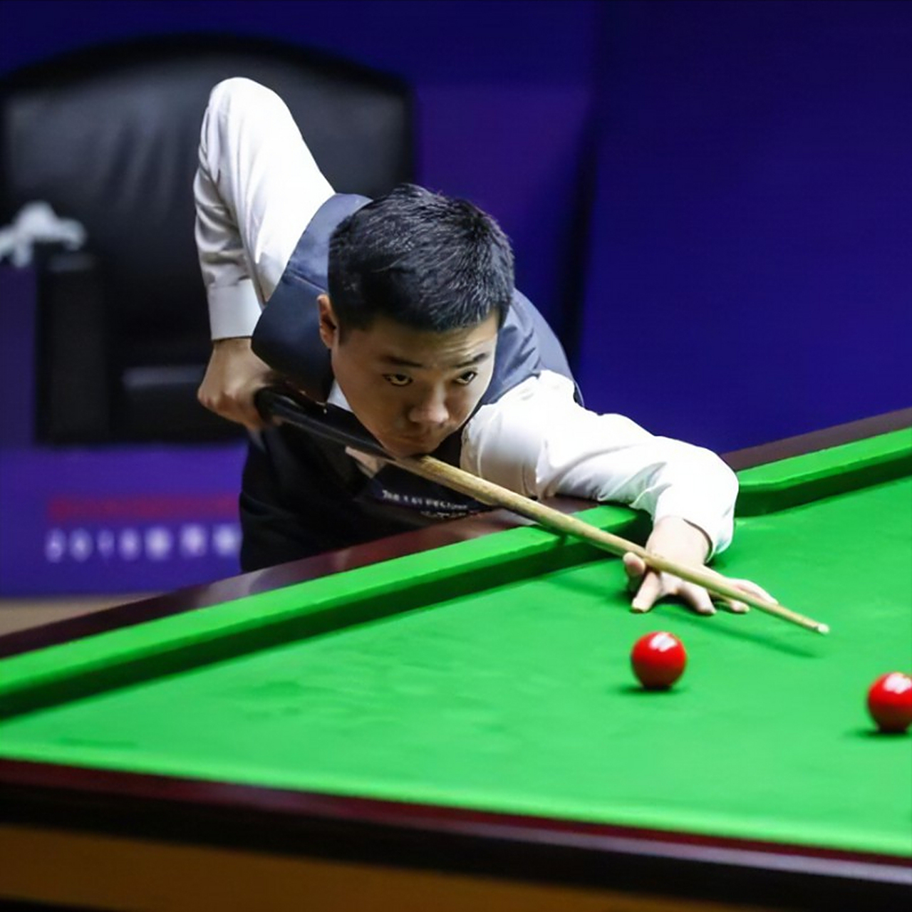 更承载了球 更承载了球